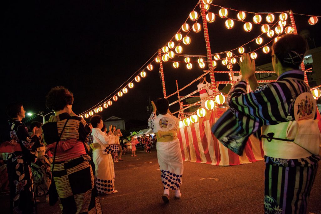 Wearing yukata for summer festival
